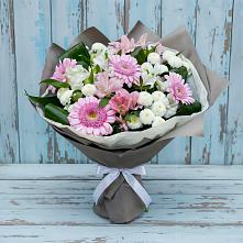 Букет цветов из:  Герберы, Альстромерии и Хризантемы в Малоархангельске