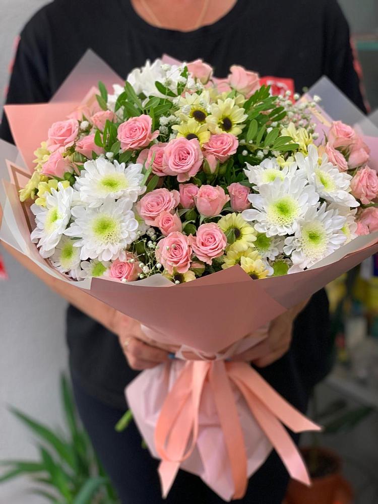 Букет цветов из: Розы и Хризантемы в Малоархангельске