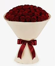 Букет 101 Бордовая роза Блэк Бакарра в Малоархангельске
