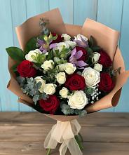 Букет цветов из:  Розы и Альстромерии в Малоархангельске