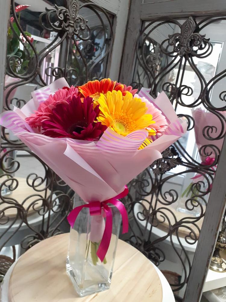 Букет цветов из: Герберы в Малоархангельске