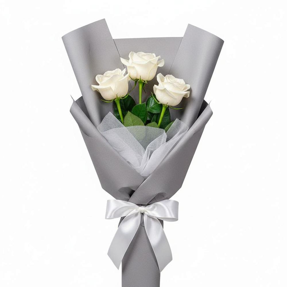 Букет 3 белые розы в Малоархангельске