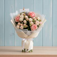 Букет цветов из:  Розы в Малоархангельске